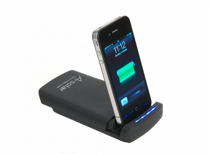Cadeautip a solar power dock am 406 accu voor iphone ipad